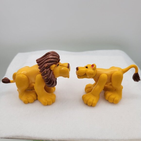Fisher Price Animal Families LIONS & ELEPHANT Figures Jointed Vintage 1995 - Picture 7 of 11